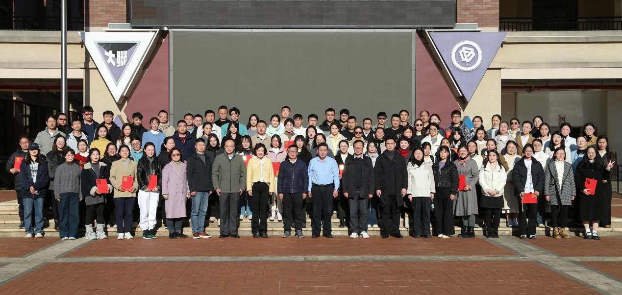 C:\Users\Administrator\Desktop\新建文件夹\IMGL9544.jpg
