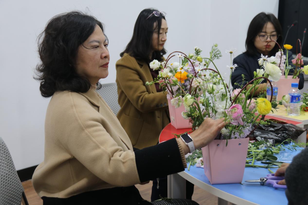 马涵丹 “3.8”活动1.